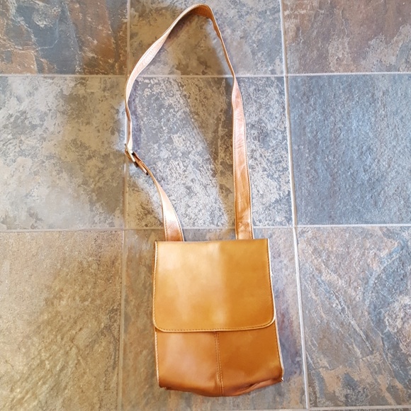 HOBO Handbags - 💕HOBO* BAG